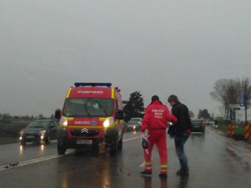 Accident rutier în curbă din cauza nepăstrării unei distanțe corespunzătoare